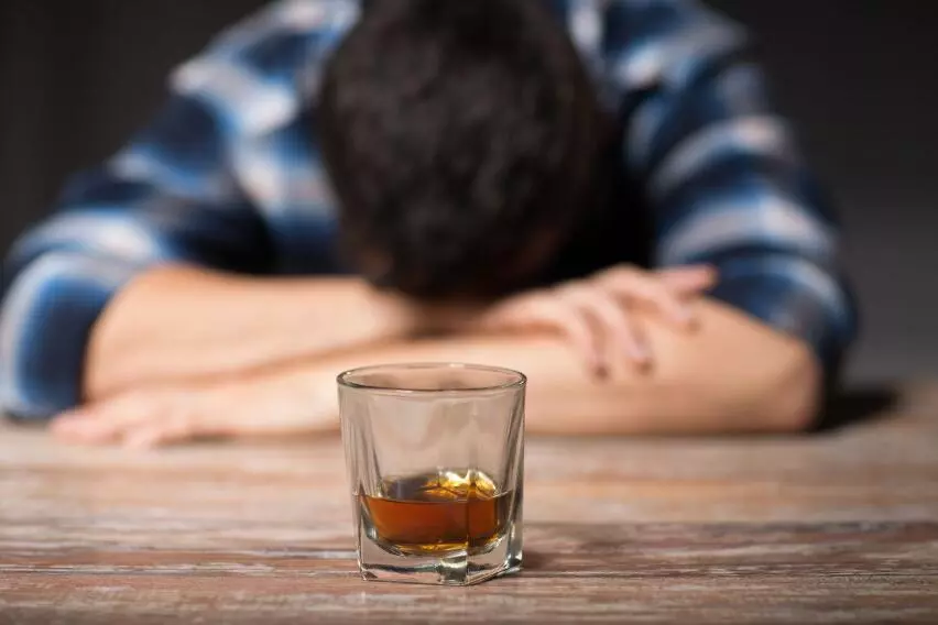 Алкогольная абстиненция, депрессия при алкоголизме